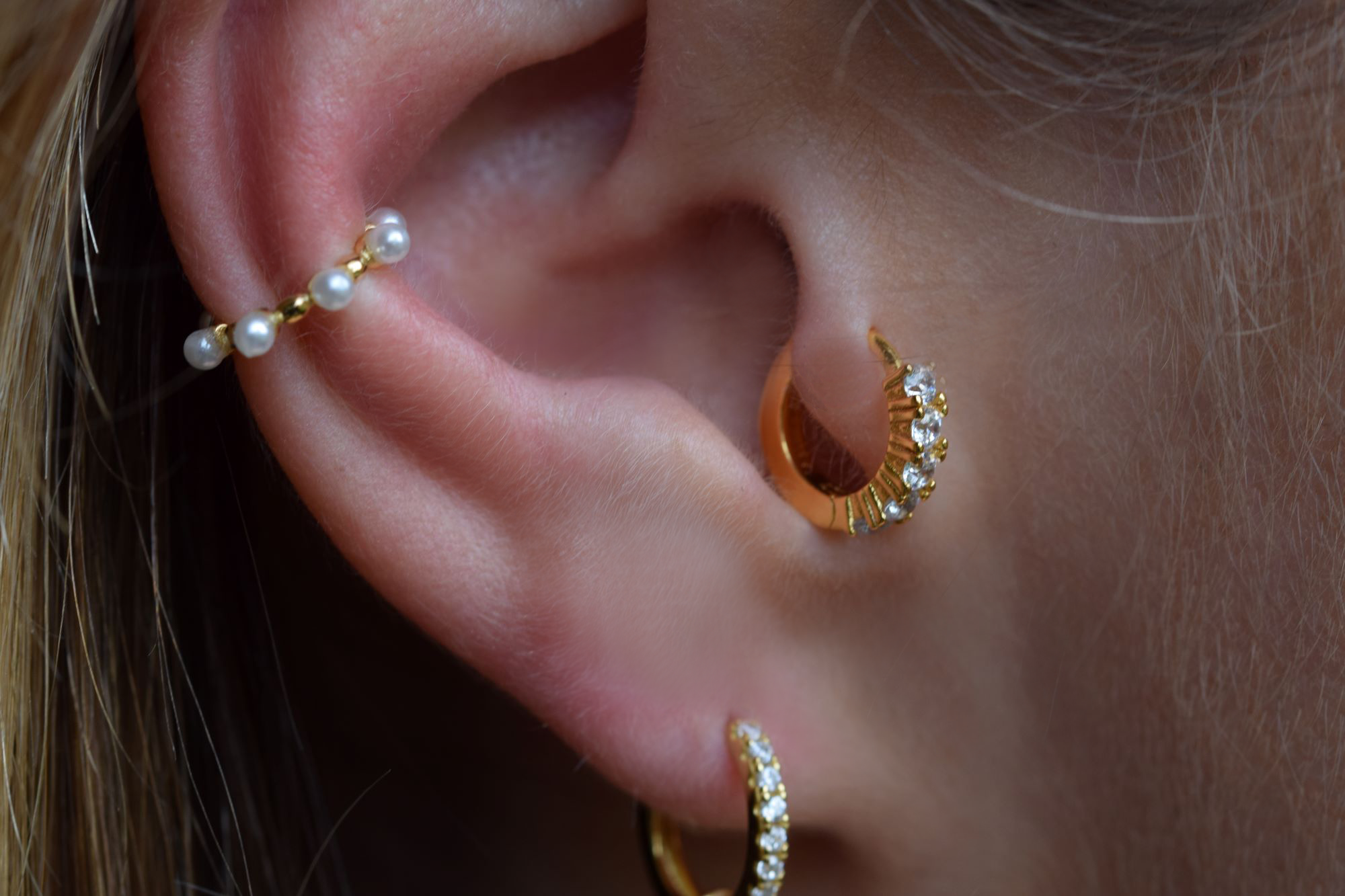 Zierlicher Tragus Reifen, 925 Sterling Silber vergoldeter Ohrring 10mm