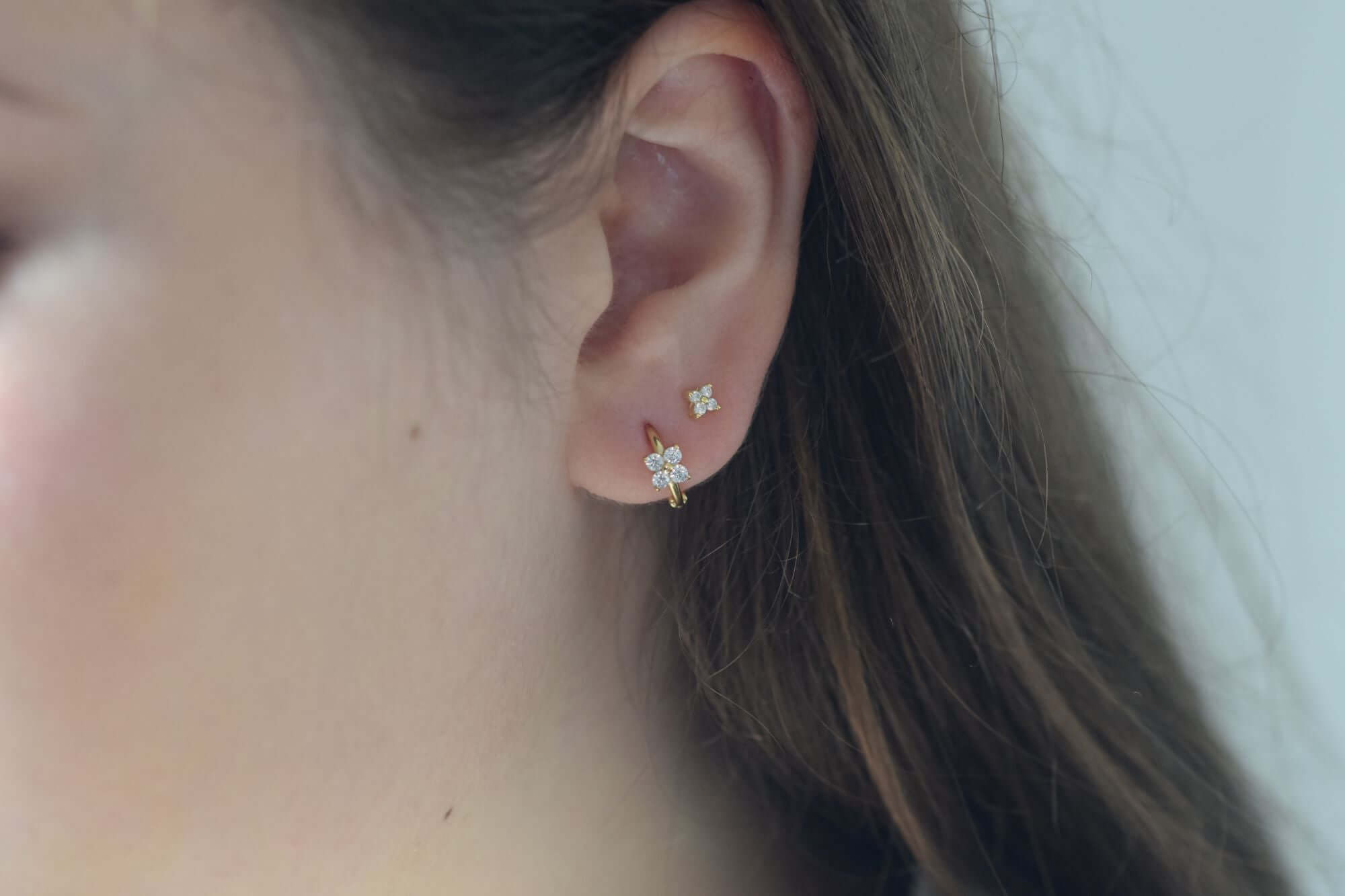 Mini blumen ohrringe | Helix Klapper